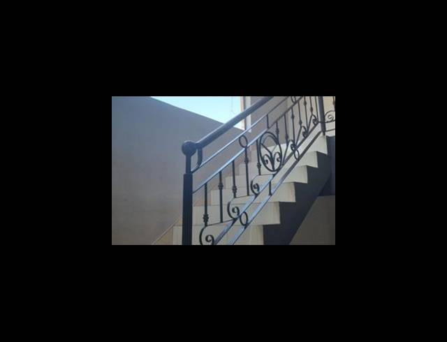 4 BEDROOM HOUSE FOR SALE IN LEONDALE